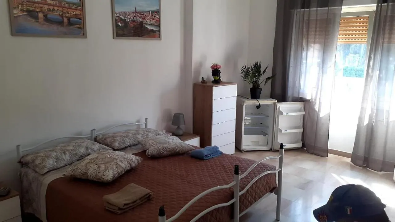 Corneliaguesthouse Roma Italia