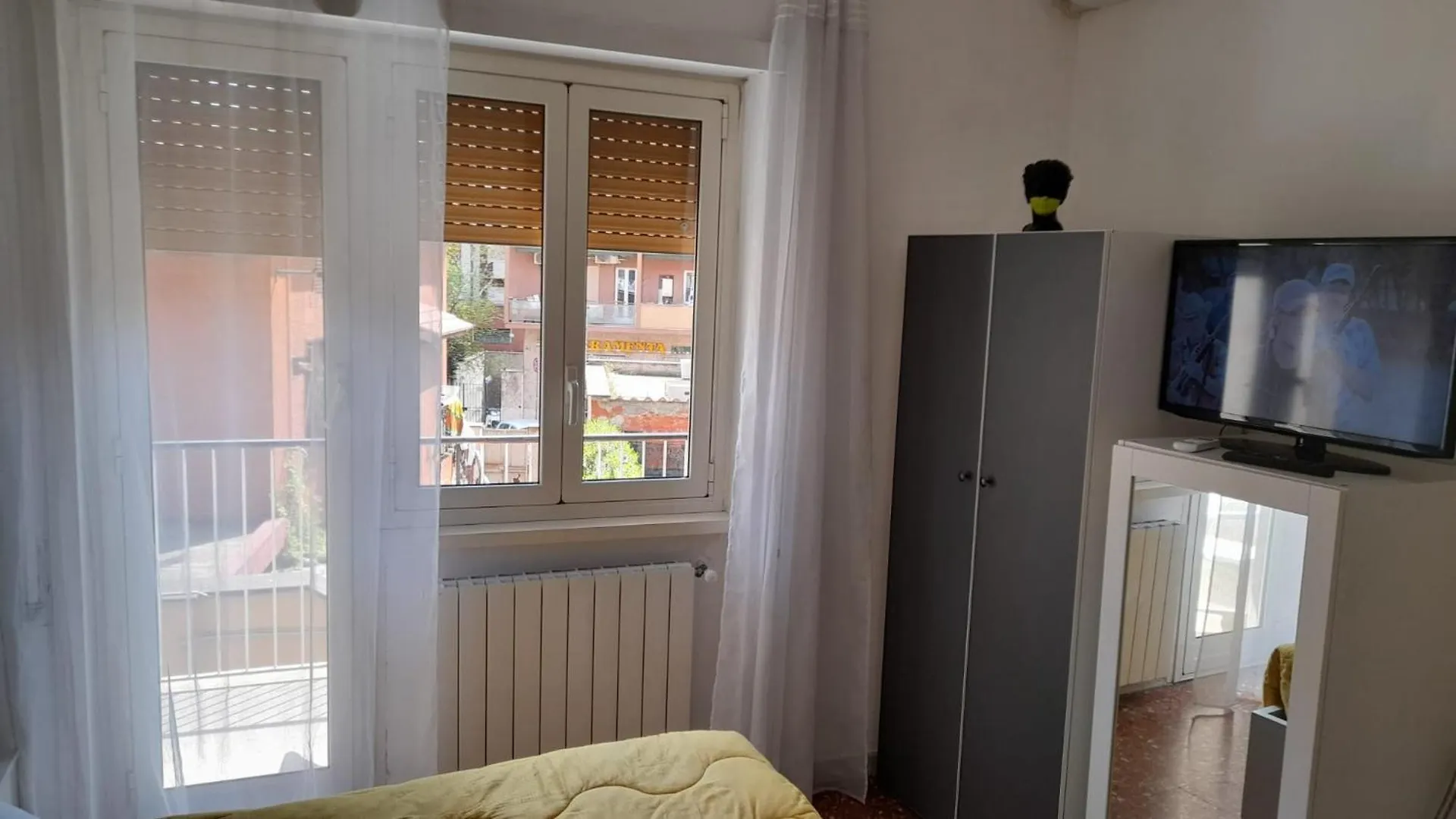Corneliaguesthouse Roma Affittacamere